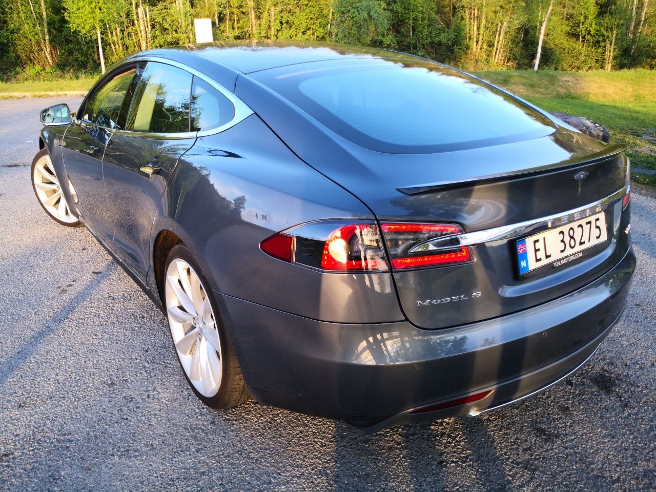 
								Model S P85 new battery full									