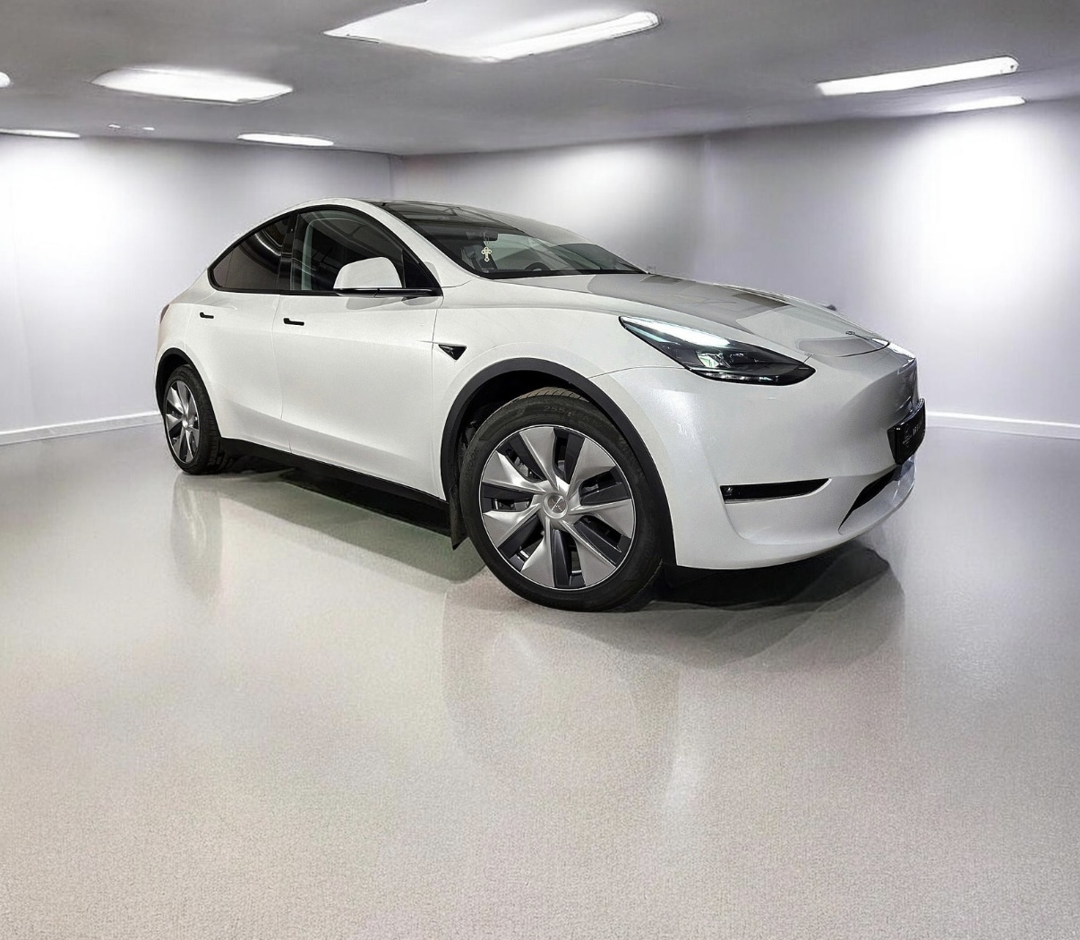 
								Model Y Long Range full									