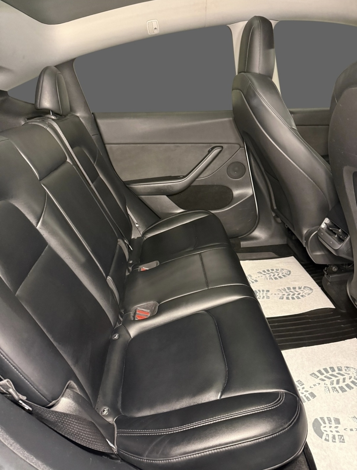 
								Model Y Long Range full									