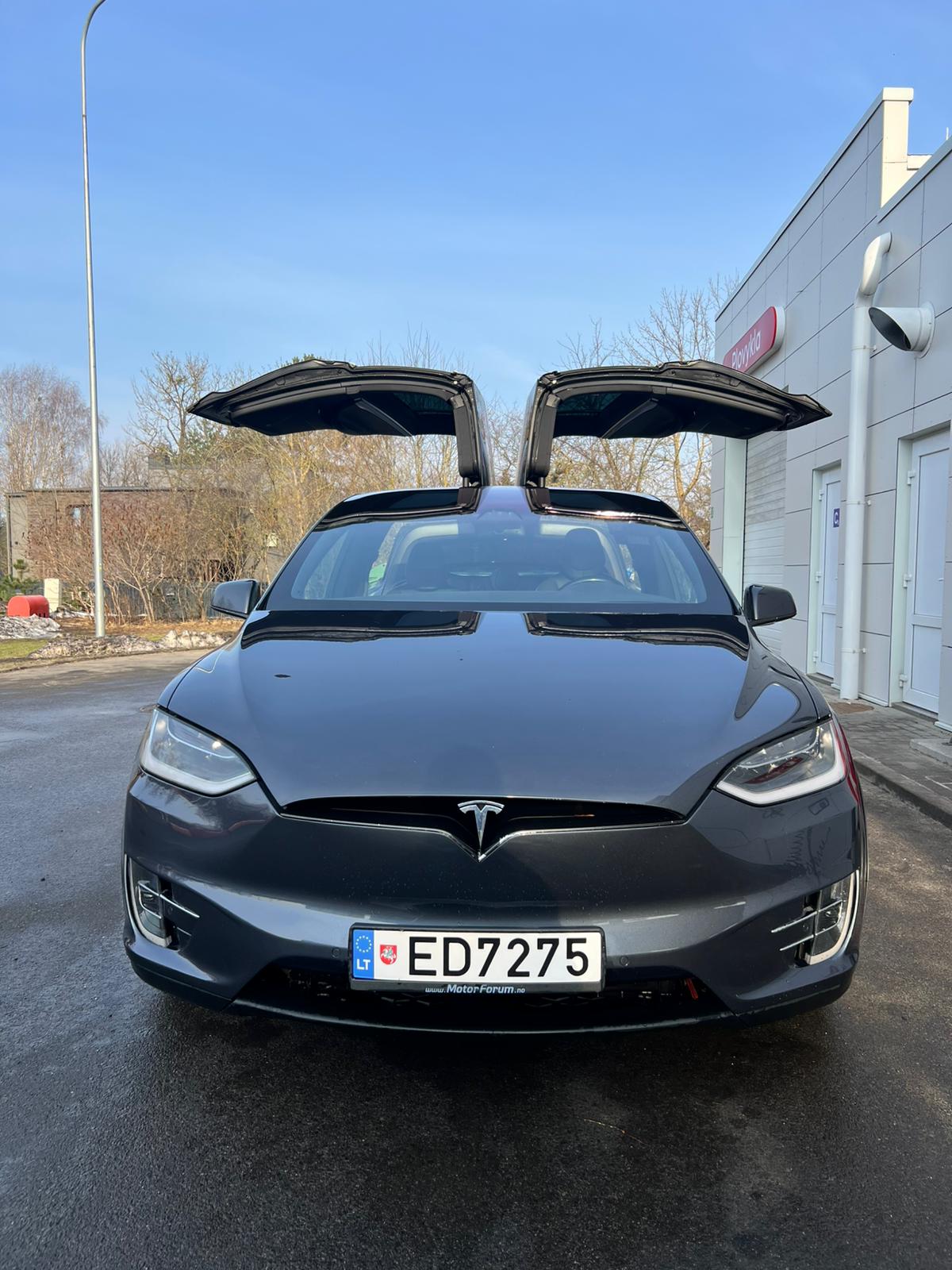
								Model X 75D grey full									