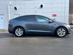 Model X 75D grey