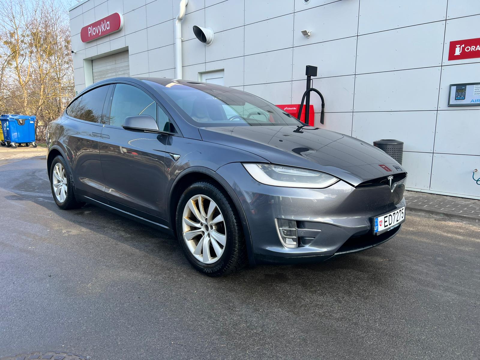 
								Model X 75D grey full									