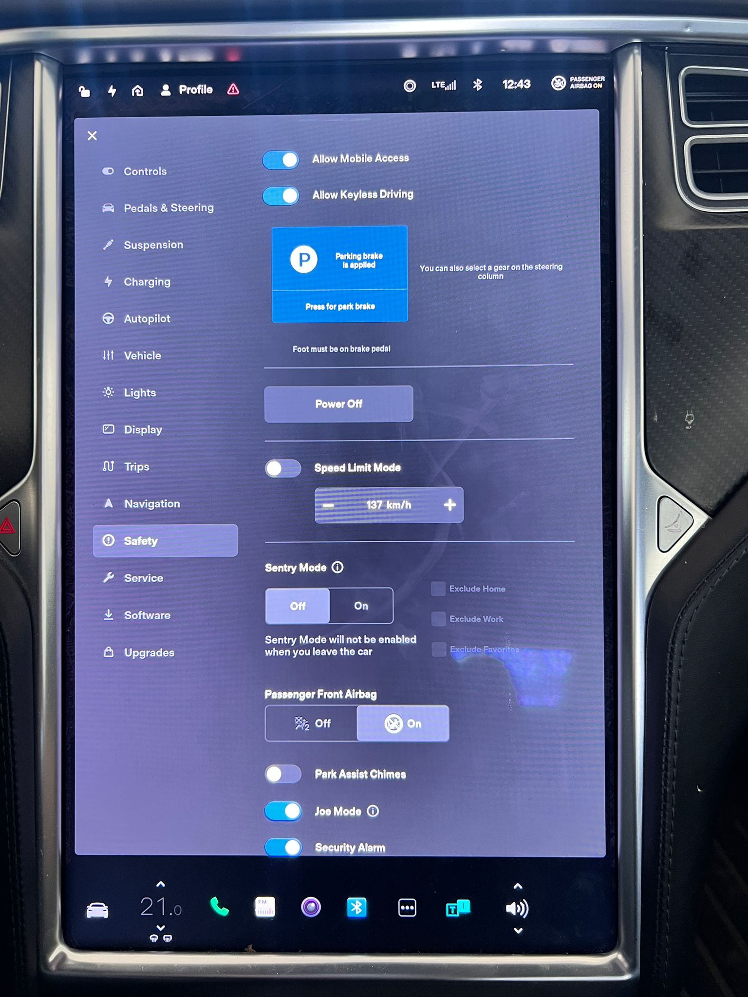 
								Model S 75D grey full									