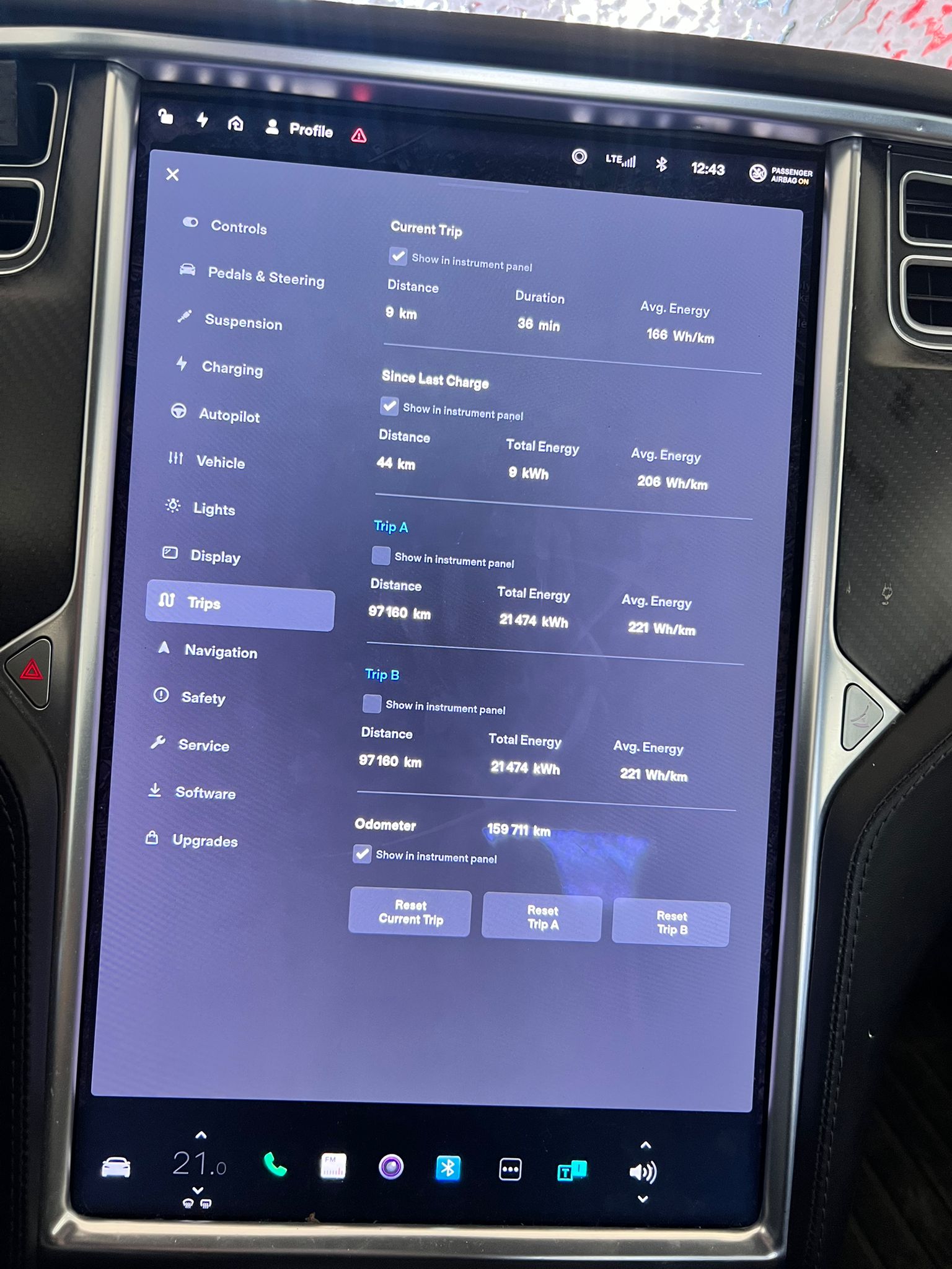 
								Model S 75D grey full									