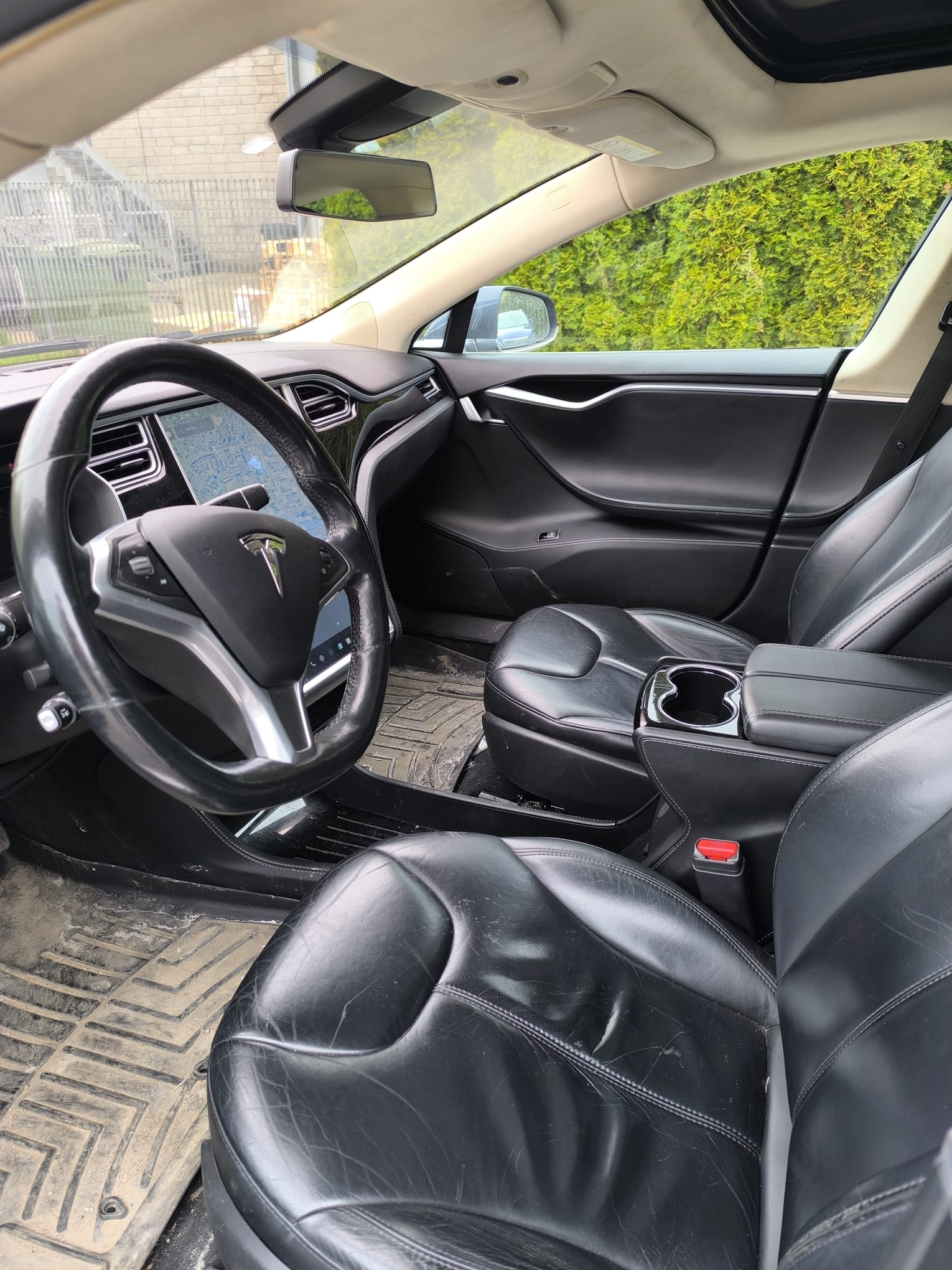 
								Model S 85D no free sc full									