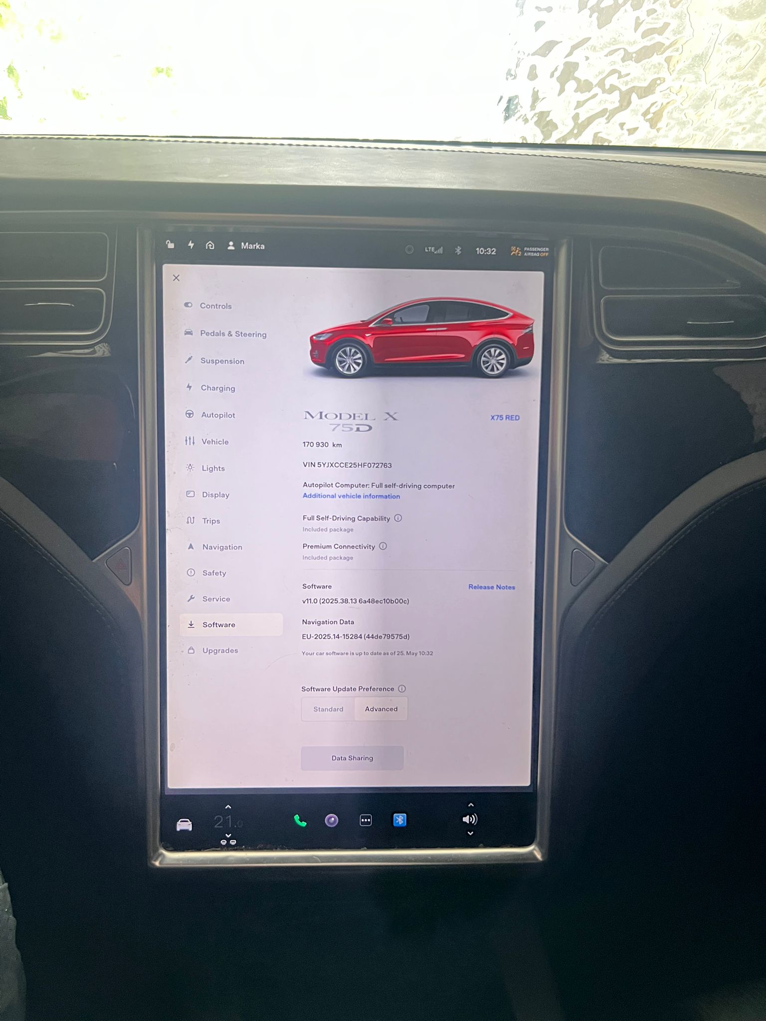 
								Model X 75D red full									