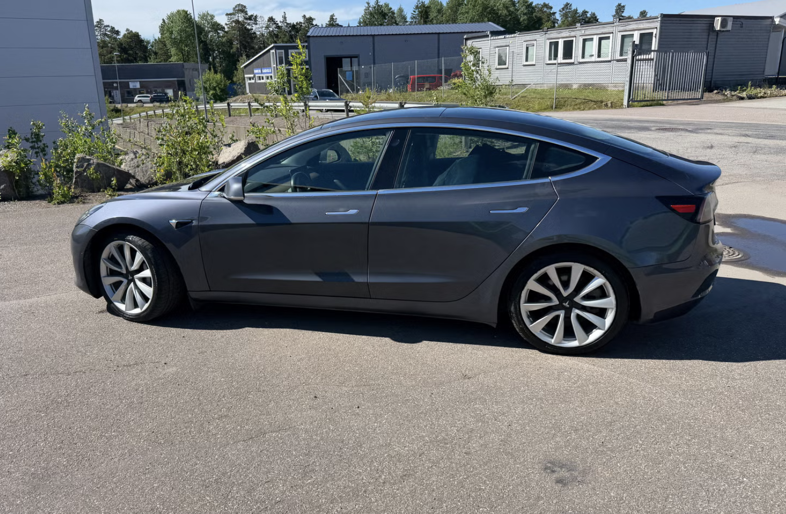 
								M3 grey full									