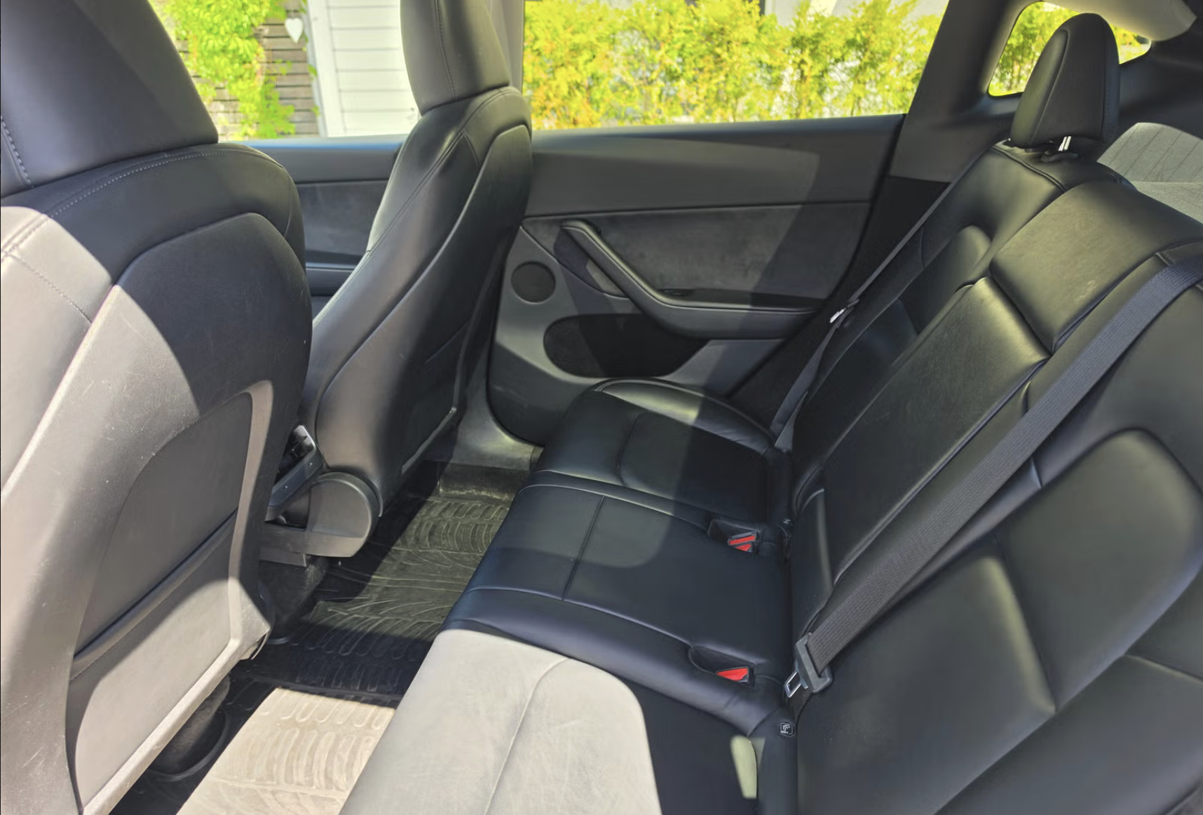 
								Model Y Long Range full									