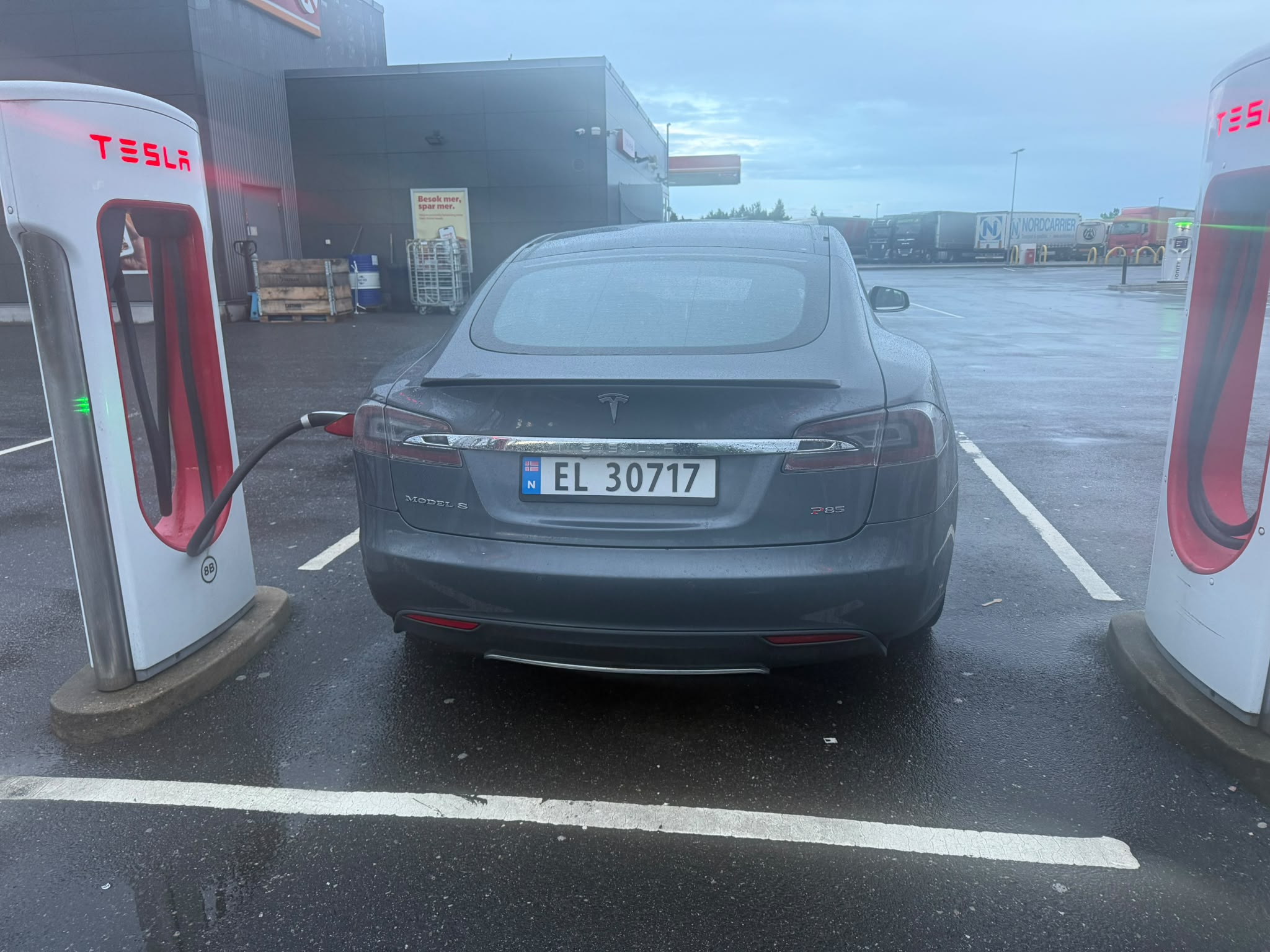 
								P85 Grey full									