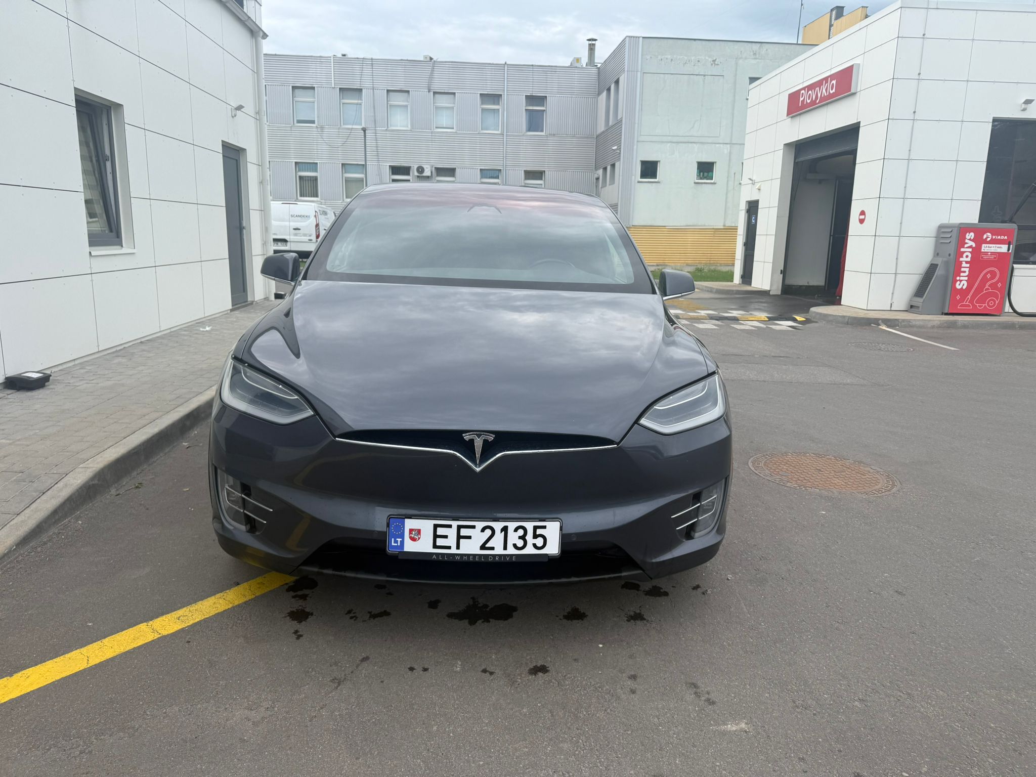 
								X75D grey full									