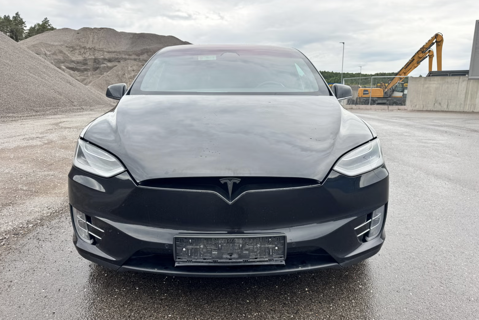 
								X90D Black full									