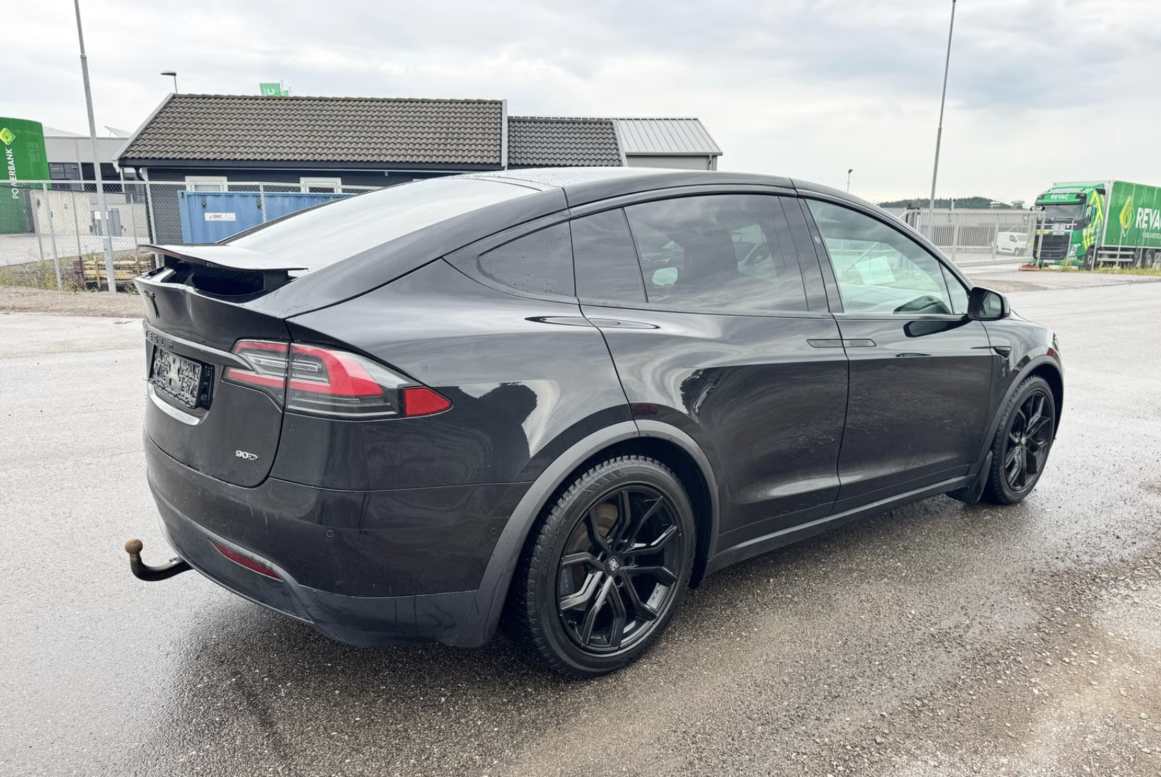 
								X90D Black full									