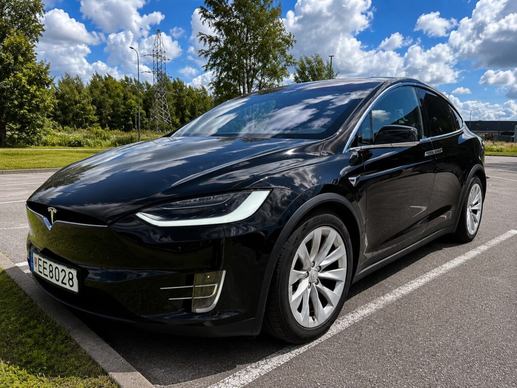 Model X 100D
