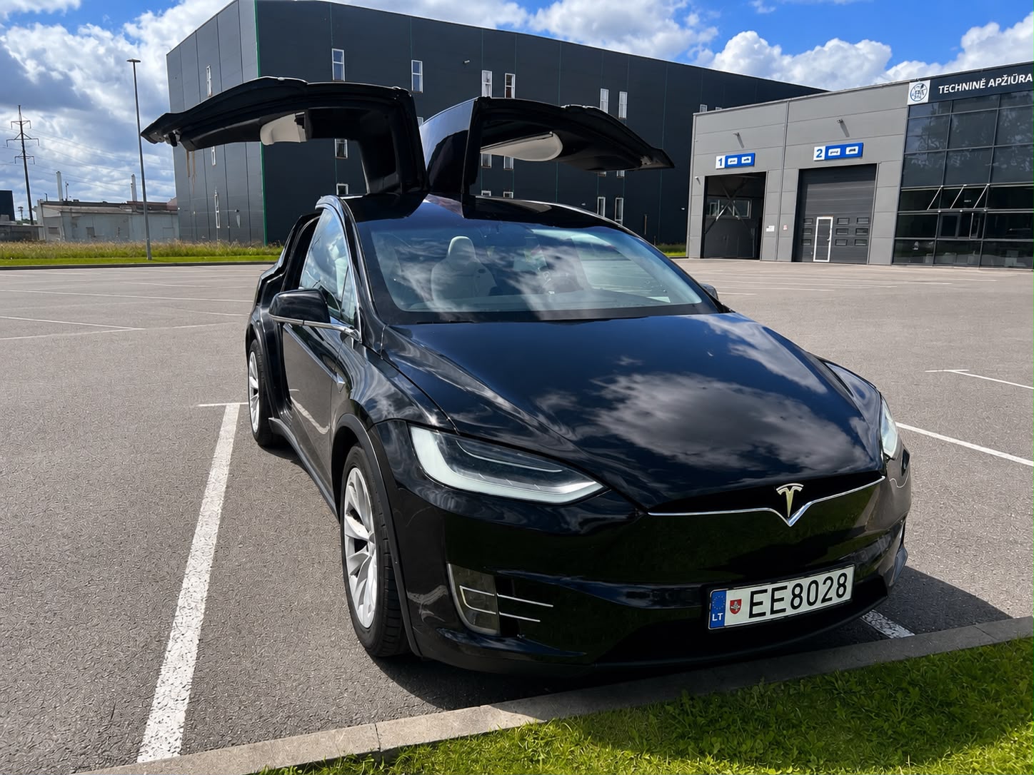 
								Model X 100D full									