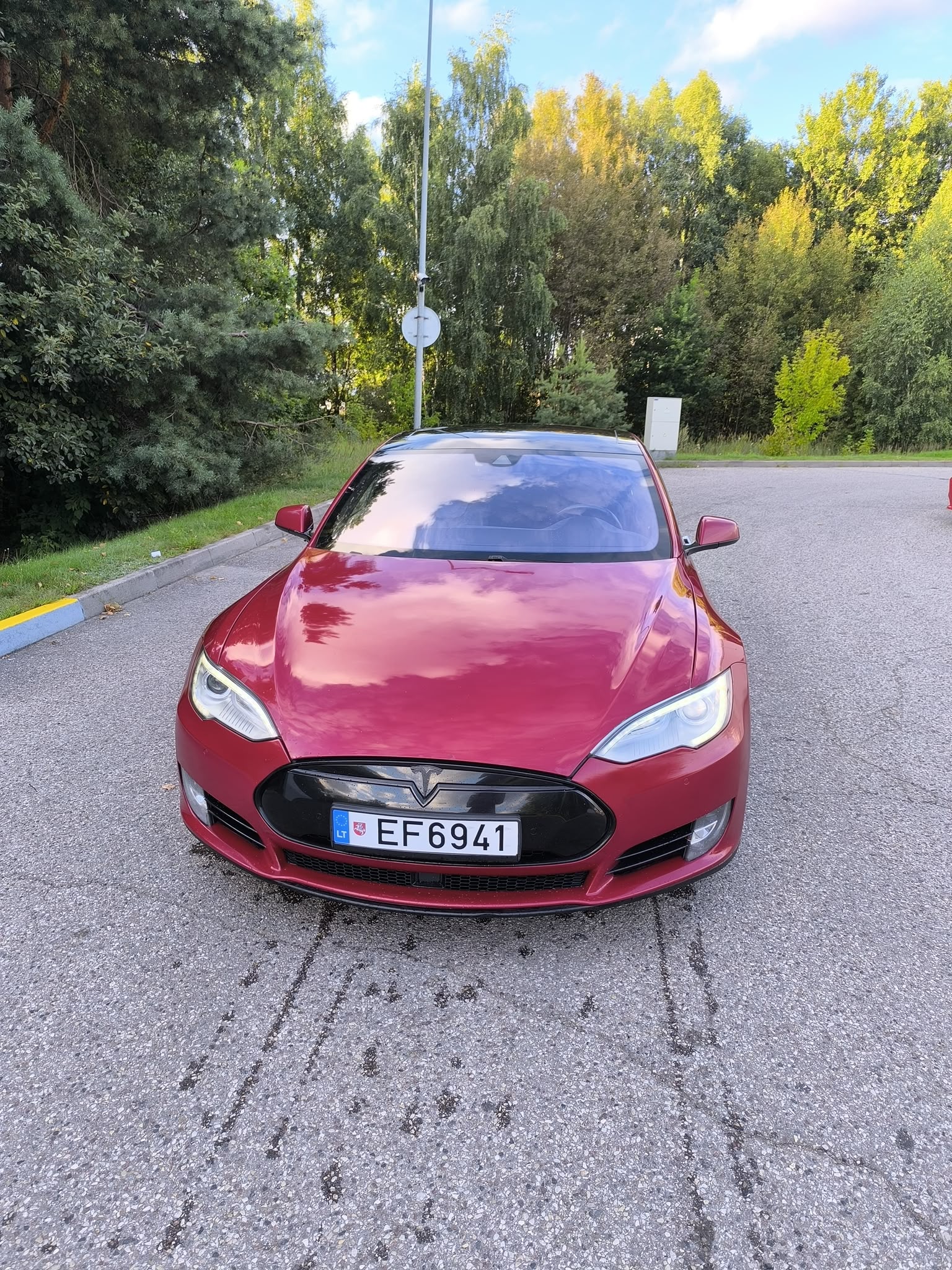 
								Model S 85D full									