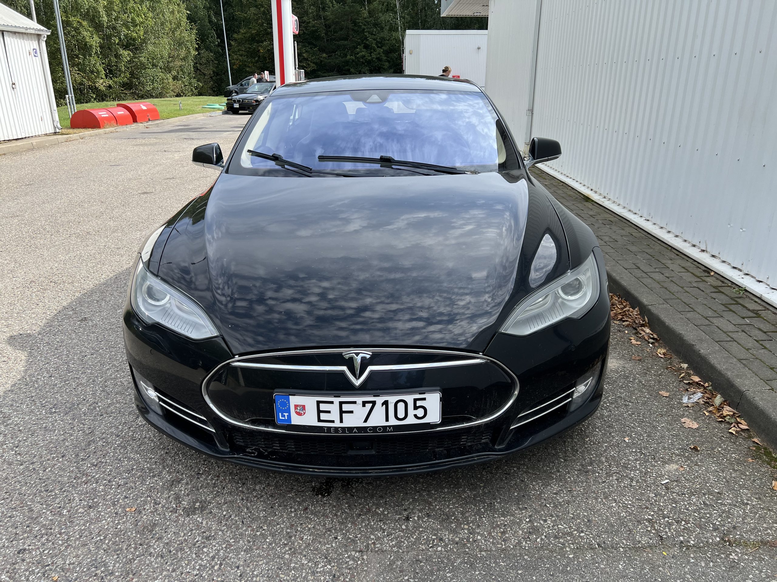
								85 Black full									