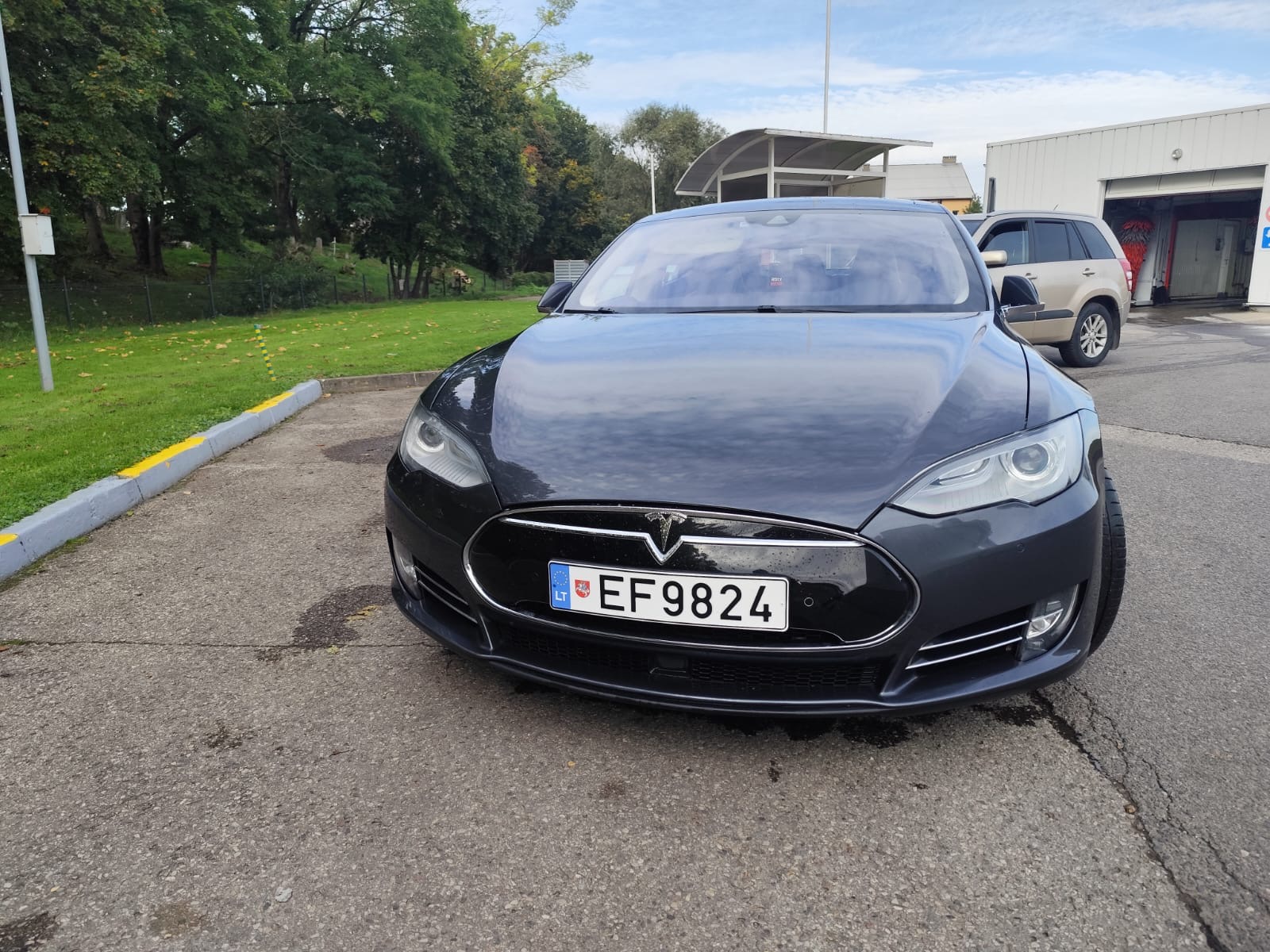 
								Model S 85D full									