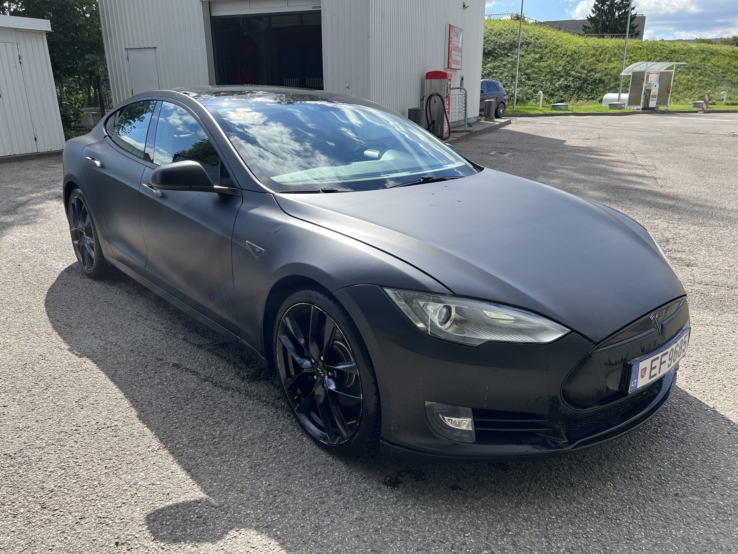 
								Model S 85 full									